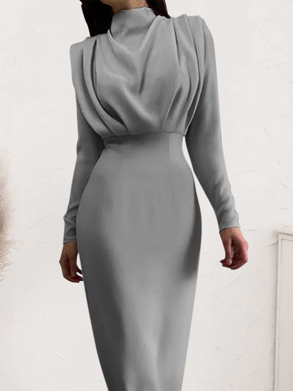 Ladies Elegant Ruched Long Sleeve Dress