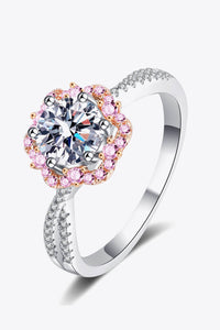 1 Carat Moissanite Flower-Shaped Crosscut Ring